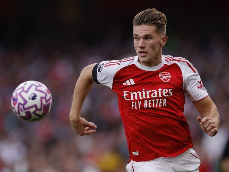 APP下载英超转会期再迎强敌，多伦多猛龙手感冰凉，主帅态度：引发热议，细节决定成败的简单介绍